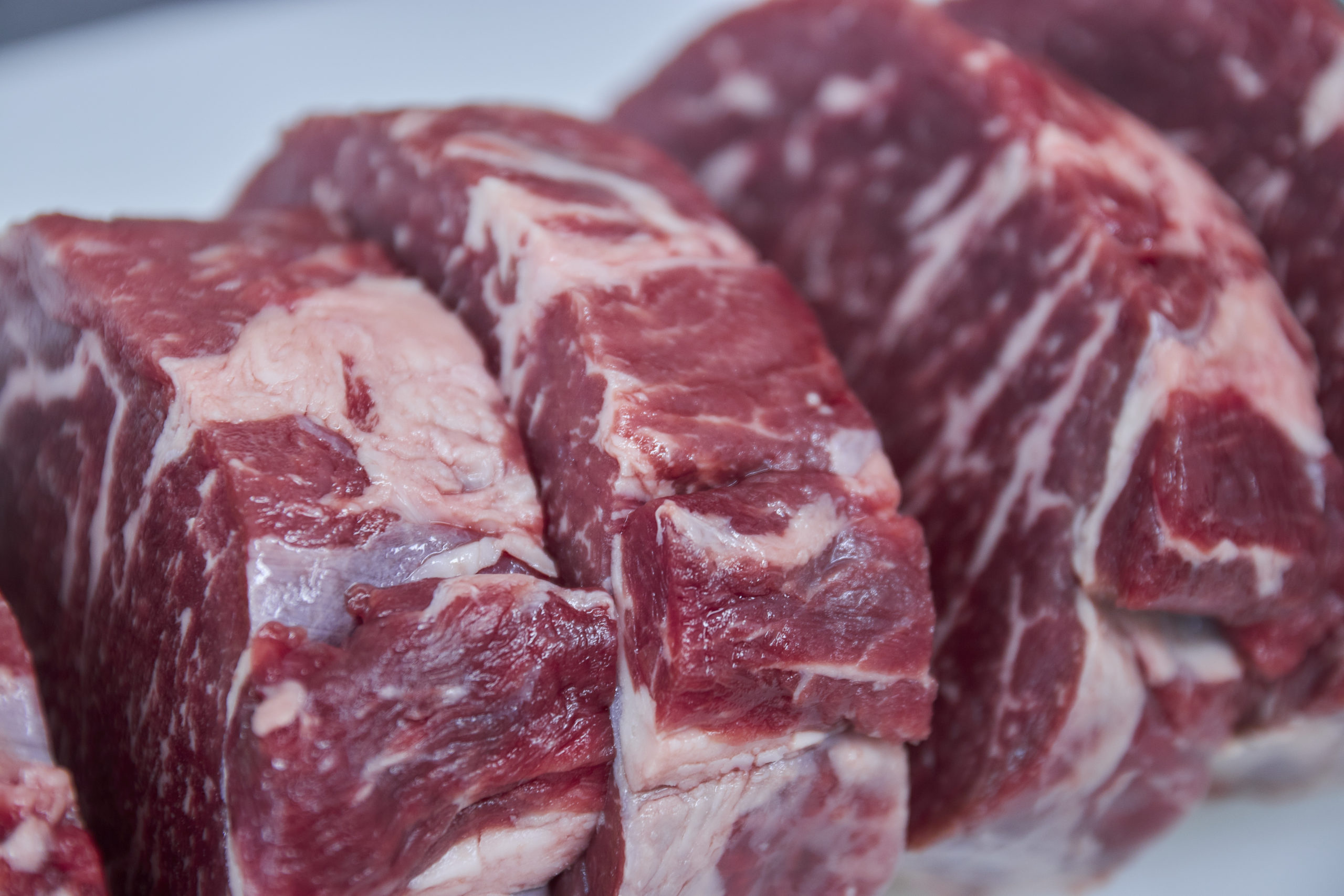 50% Price Hike? 70 Year Shortage? Why Beef Sales Are Booming - i4egt1t